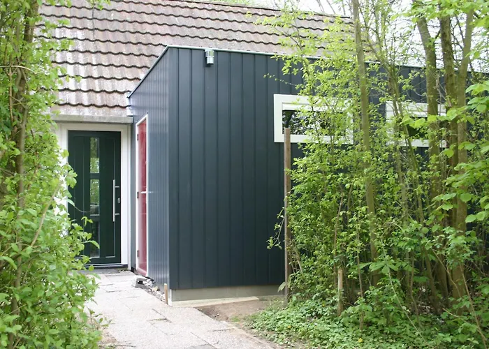 Bungalowpark - Alpha 63 *